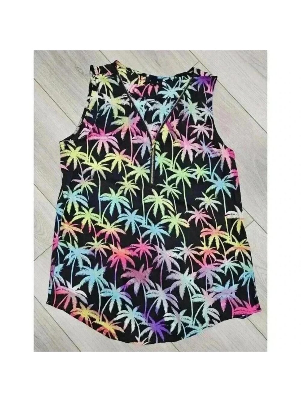 Tacera Colorful‎ Palm Tree Print Tank Sz Small Zipper Detail V-neck Lightweight